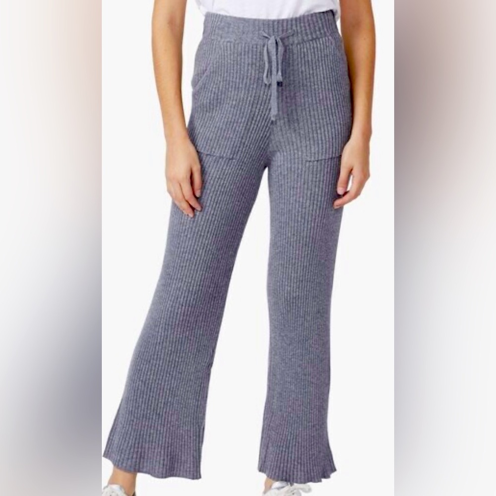 Paige heather grey sweater pants size small. Excellent condition worn once.
